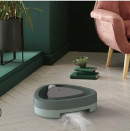 CJ Pet Cat Self-hey Toy Smart Funny Cat Triangle Turntable electric toy and scratcher for playful cats.