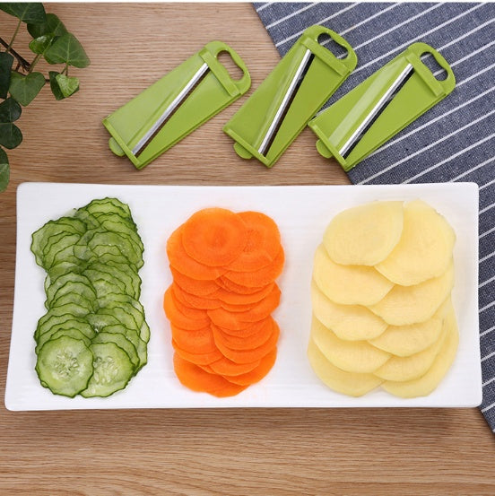 CJ multi-function chopper with stainless steel blades and a clear container for efficient food chopping and preparation.